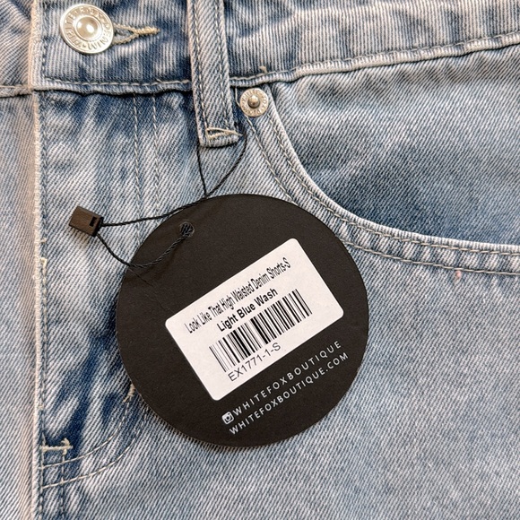 NWT White Fox Boutique Look Like That High Waisted Shorts Small - Picture 5 of 6